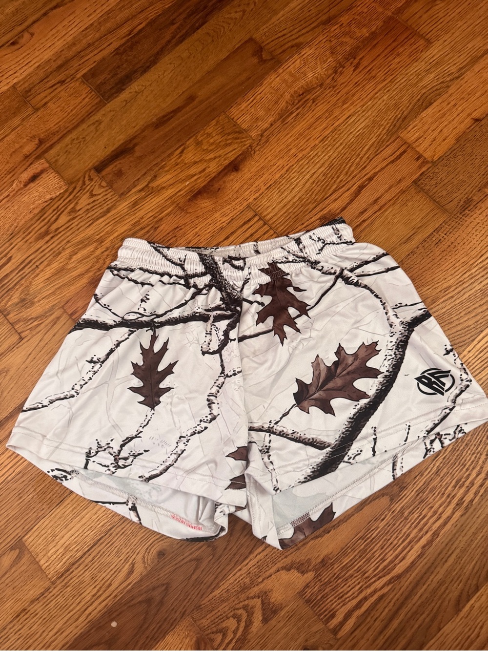 Rf wear white camo shorts